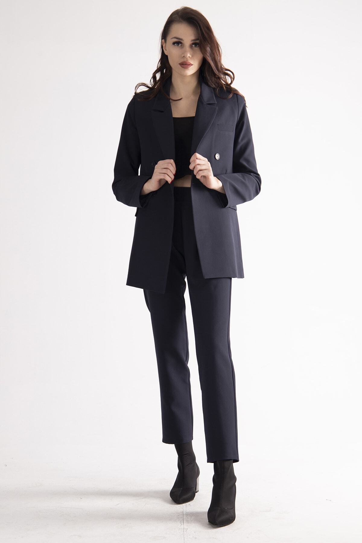 belamore Lacivert Klasik Yaka Çift Cepli Blazer Ceket Kalem Pantolon Ikili Takım 0106306