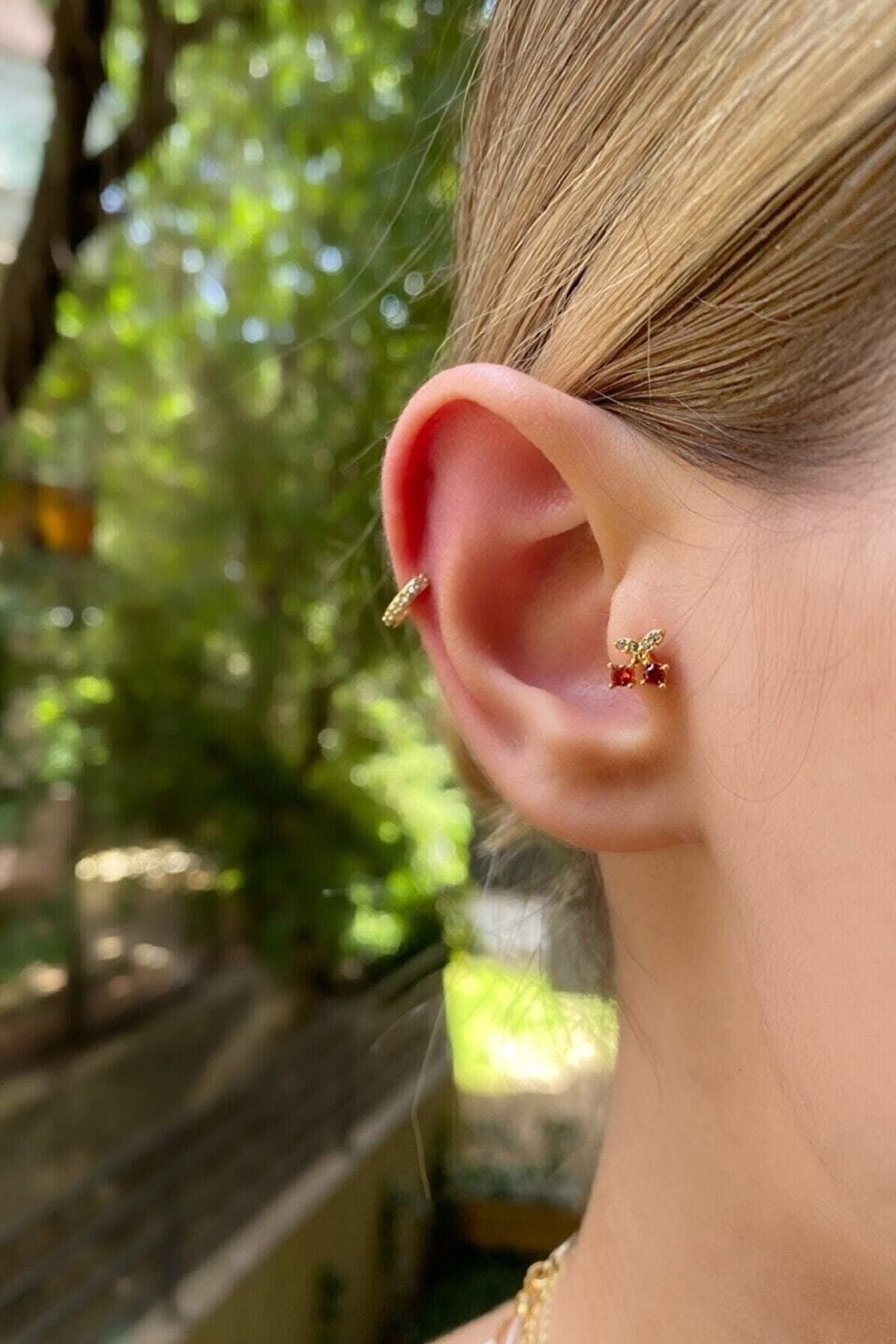 LUAR Cherry Figured Titanium Tragus Cartilage Helix Piercing