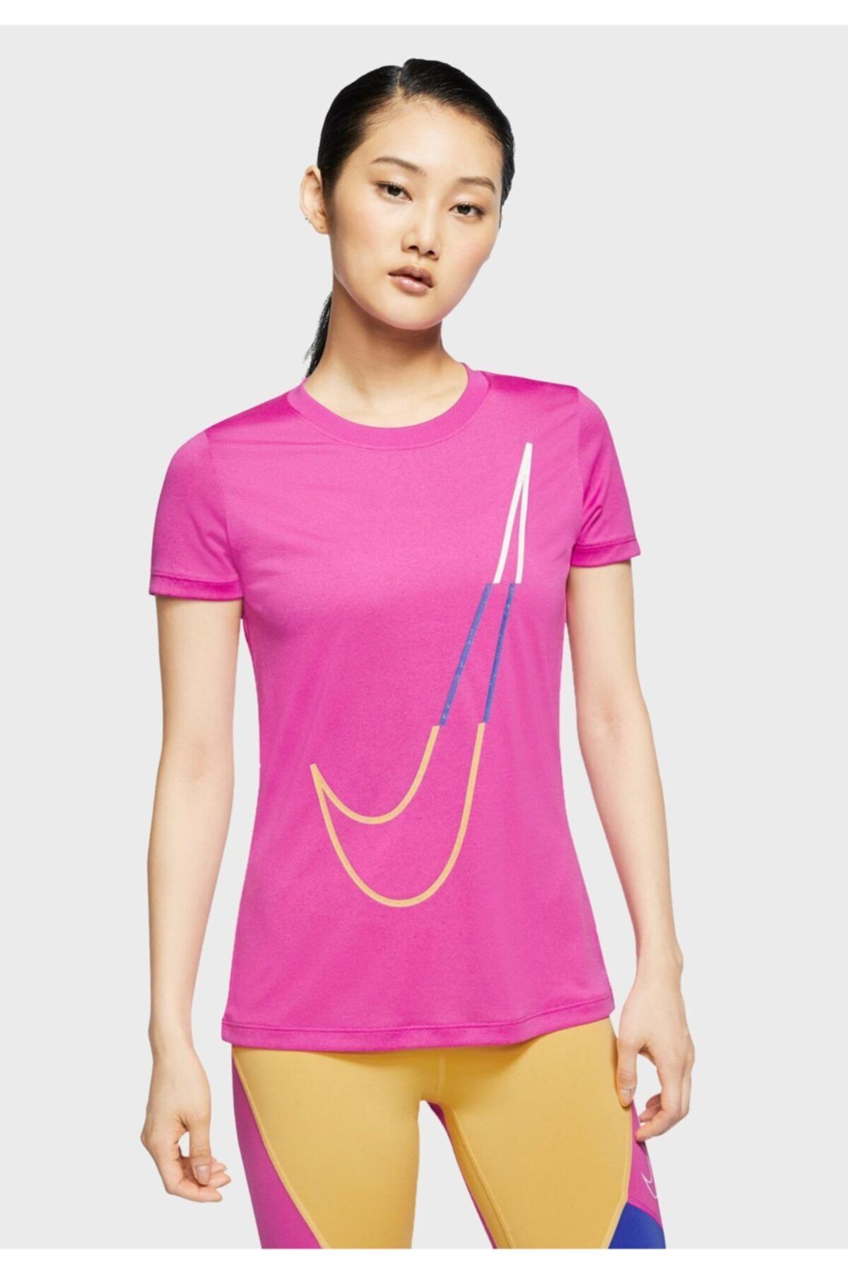 Nike Nıke Drı-fıt Legend Icon Clash Tee Kadın Tişört Ct7352-601