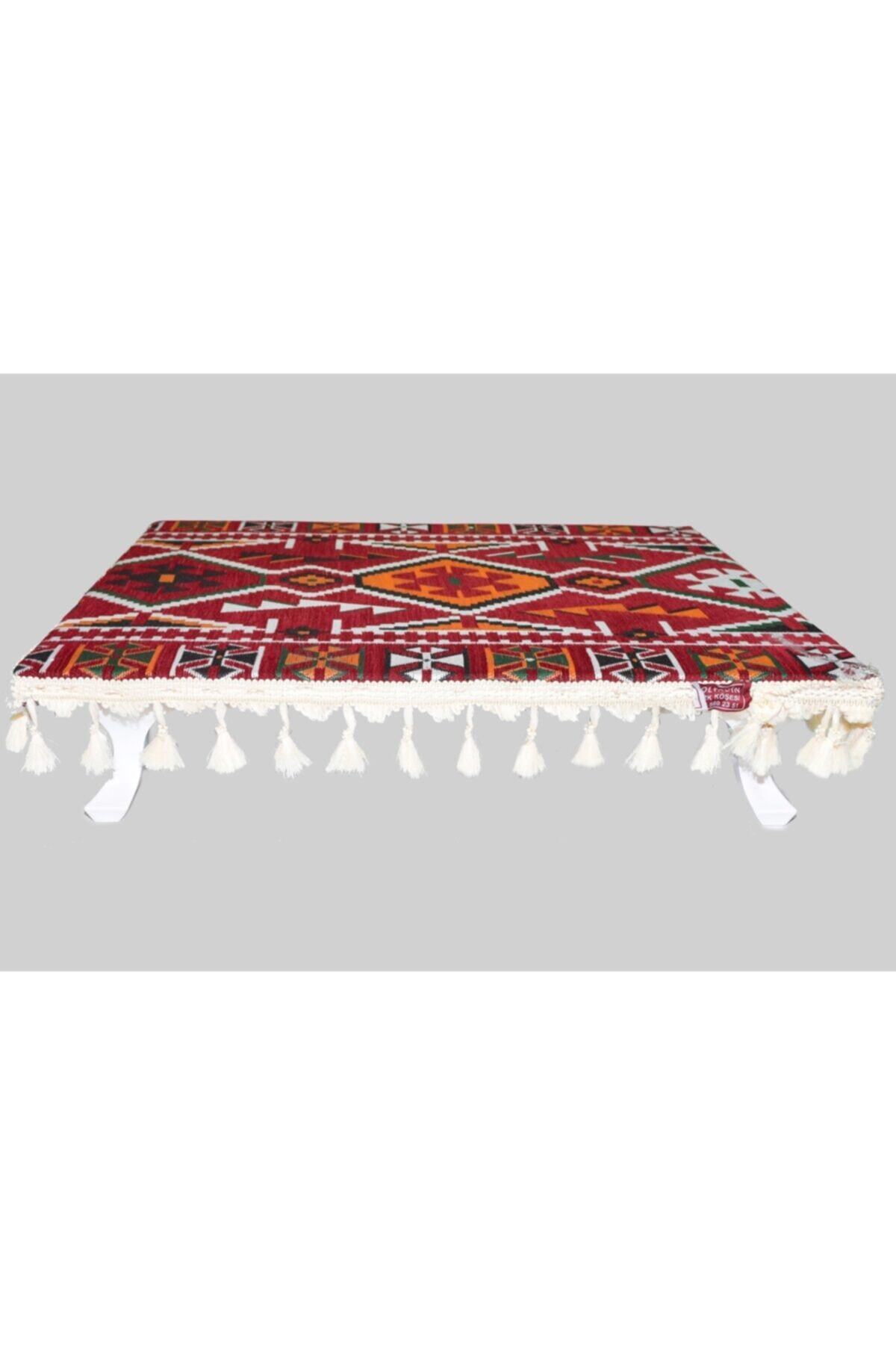 Bolvadin Şark Köşesi Kırmızı Halı Desenli Yer Sofrası 60x60x15 Cm