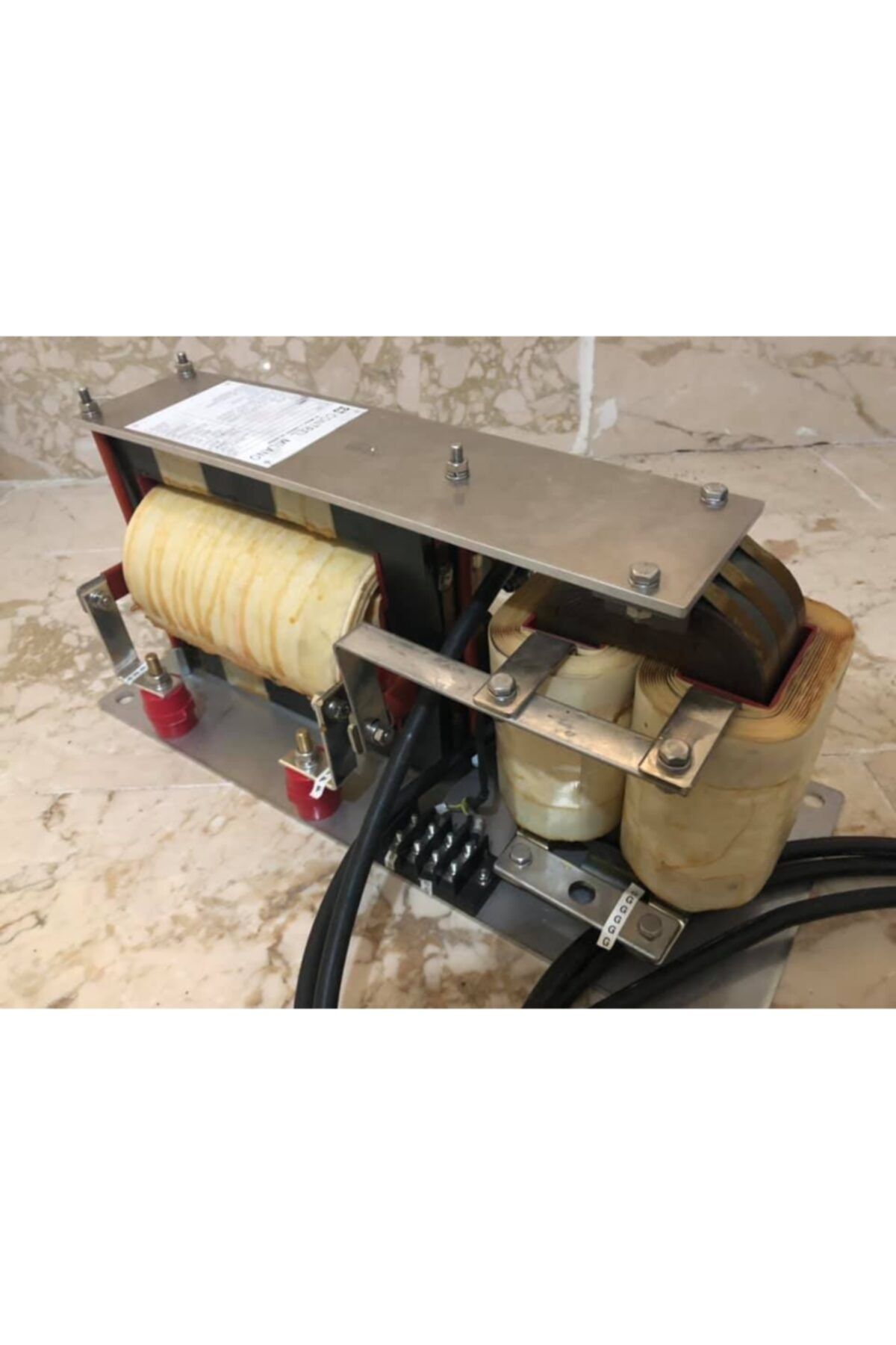 Hasyılmaz 4500 Vac 1000 Vac 12kw 400a 30kva Dy11 Transformatör Kuru Trafo