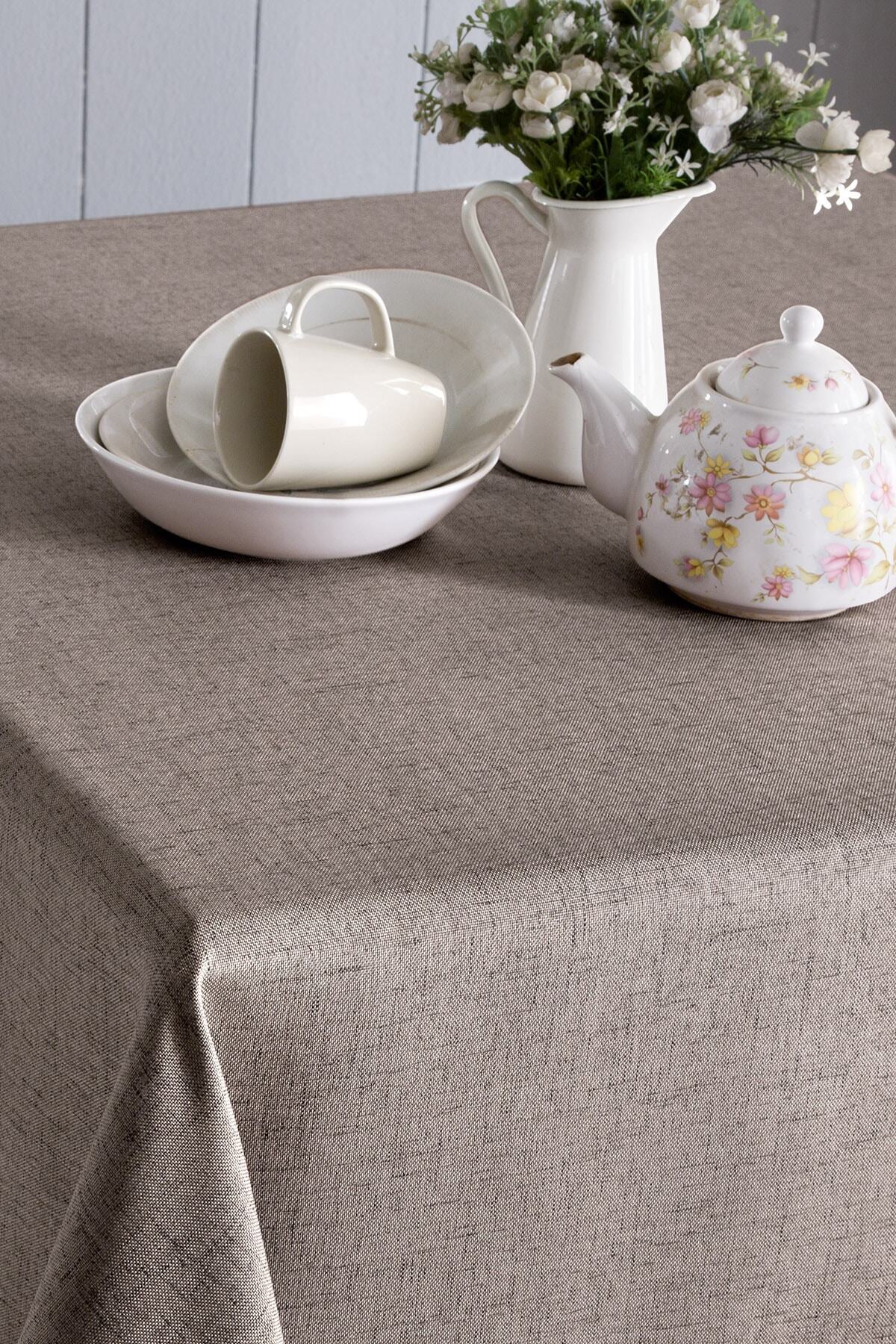 DENIZLI CONCEPT Verona Kahverengi Masa Örtüsü 150x215 Cm