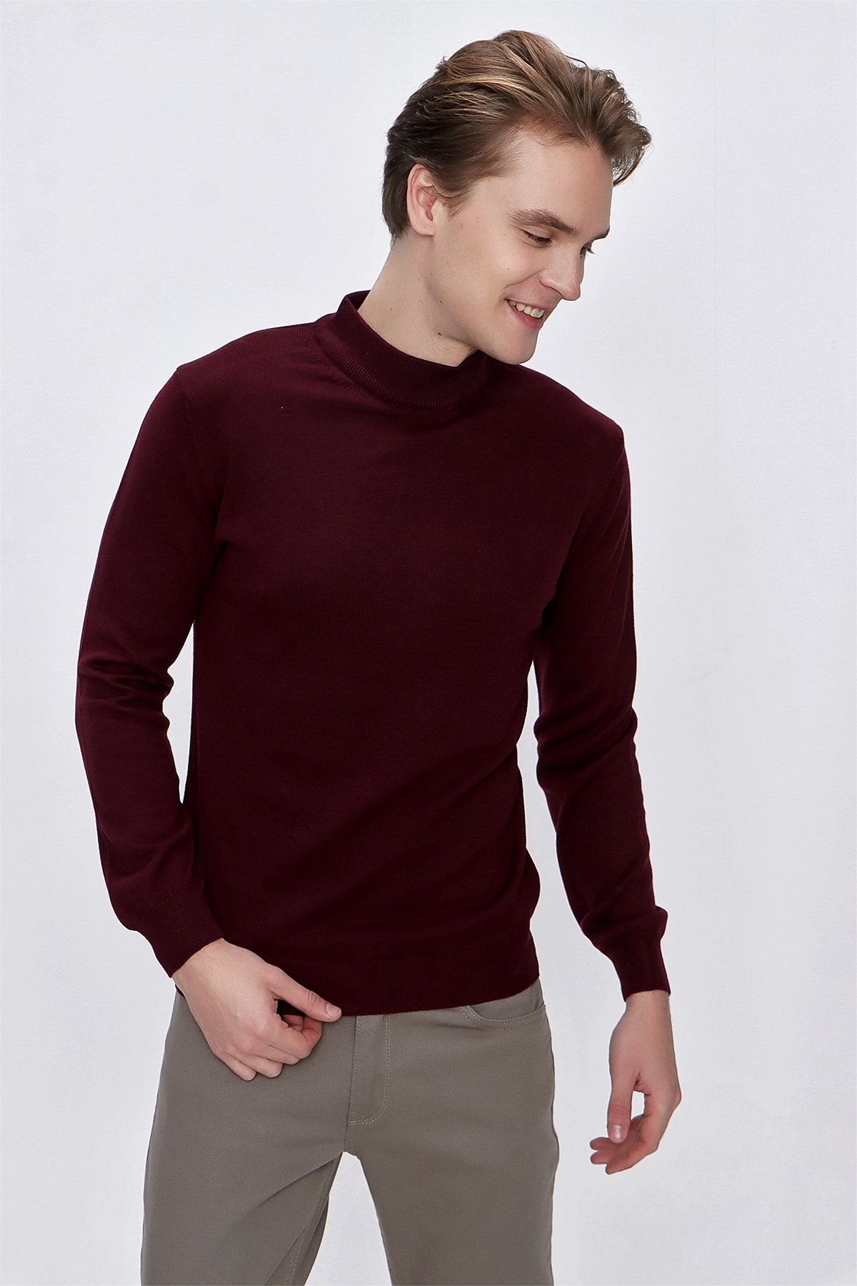 Dark red sales turtleneck mens