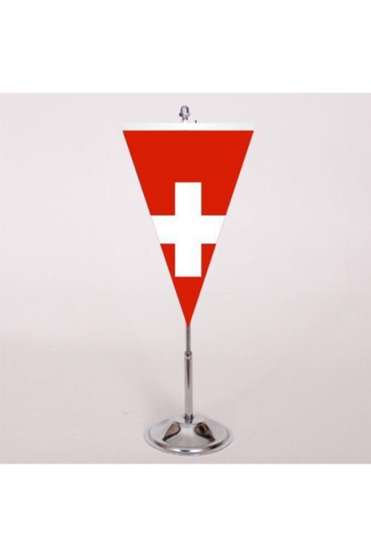 d&d plus Isviçre Masa Bayrağı Üçgen