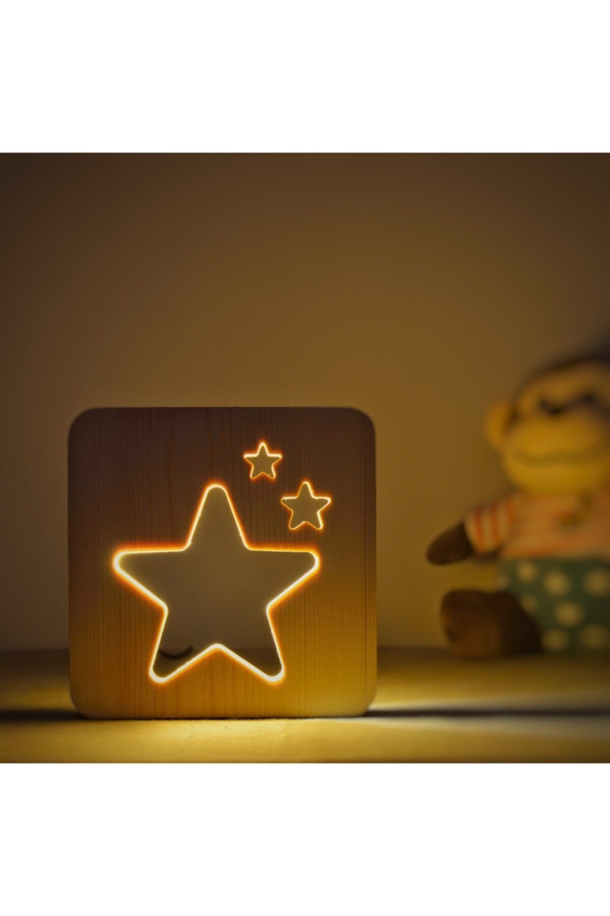 Starmood Ahşap Çocuk Odası Yıldız Led Masa Üstü Gece Lambası