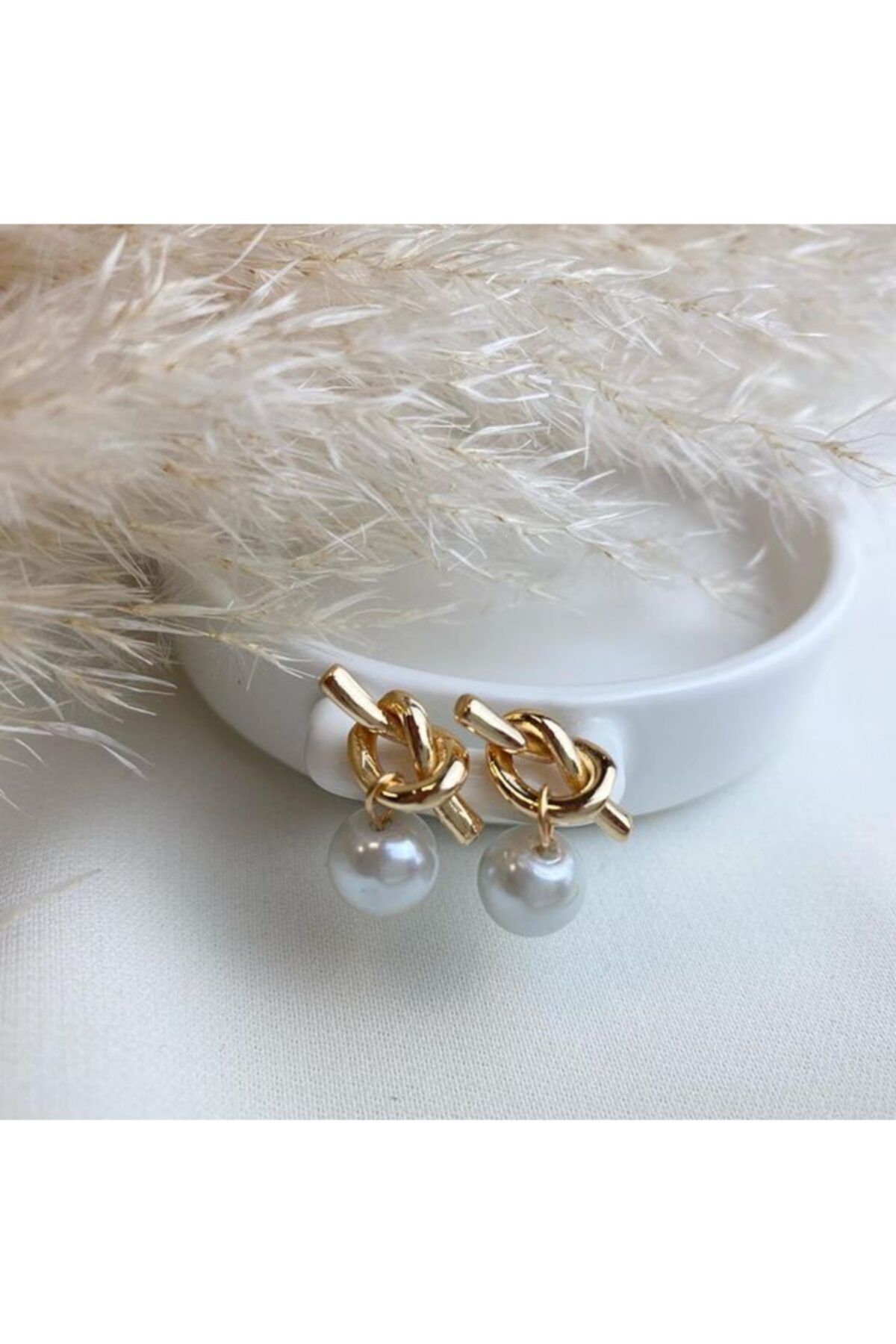 Armilla Accessory Kadın Incili Düğüm Küpe