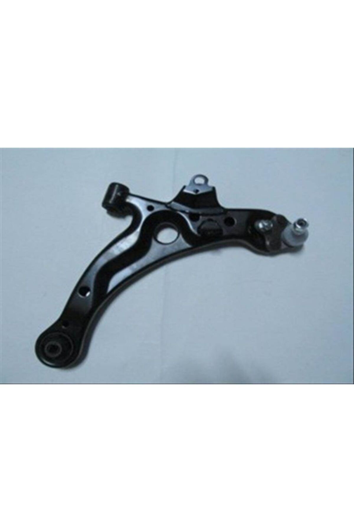 SH Toyota Avensıs 01/02 Uyumlu Ön Alt Tabla Sağ Rotilli/burçlu Salıncak