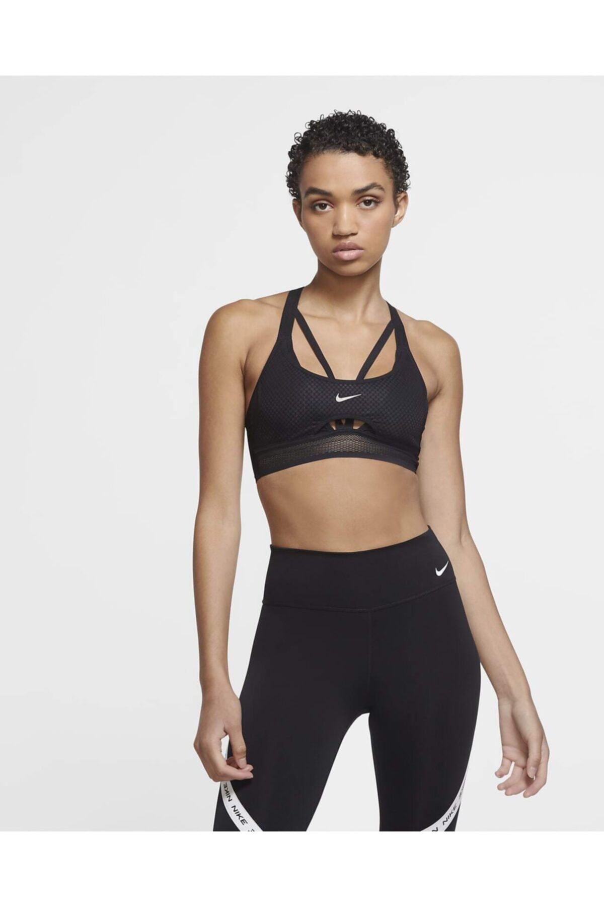 Nike Kadın Siyah Indy Ultrabreathe Light Support Sports Büstiyer /cu7387-010