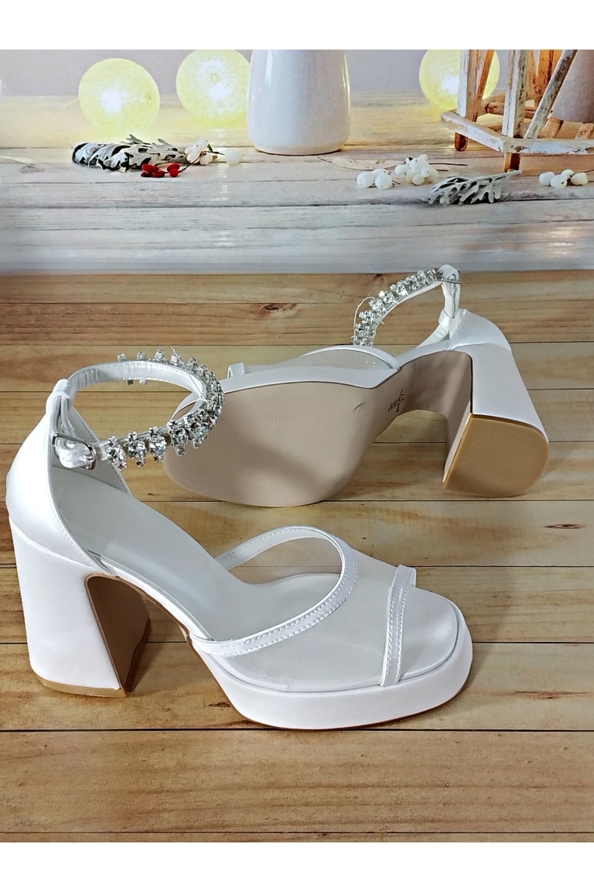 Womens white dress hotsell sandals