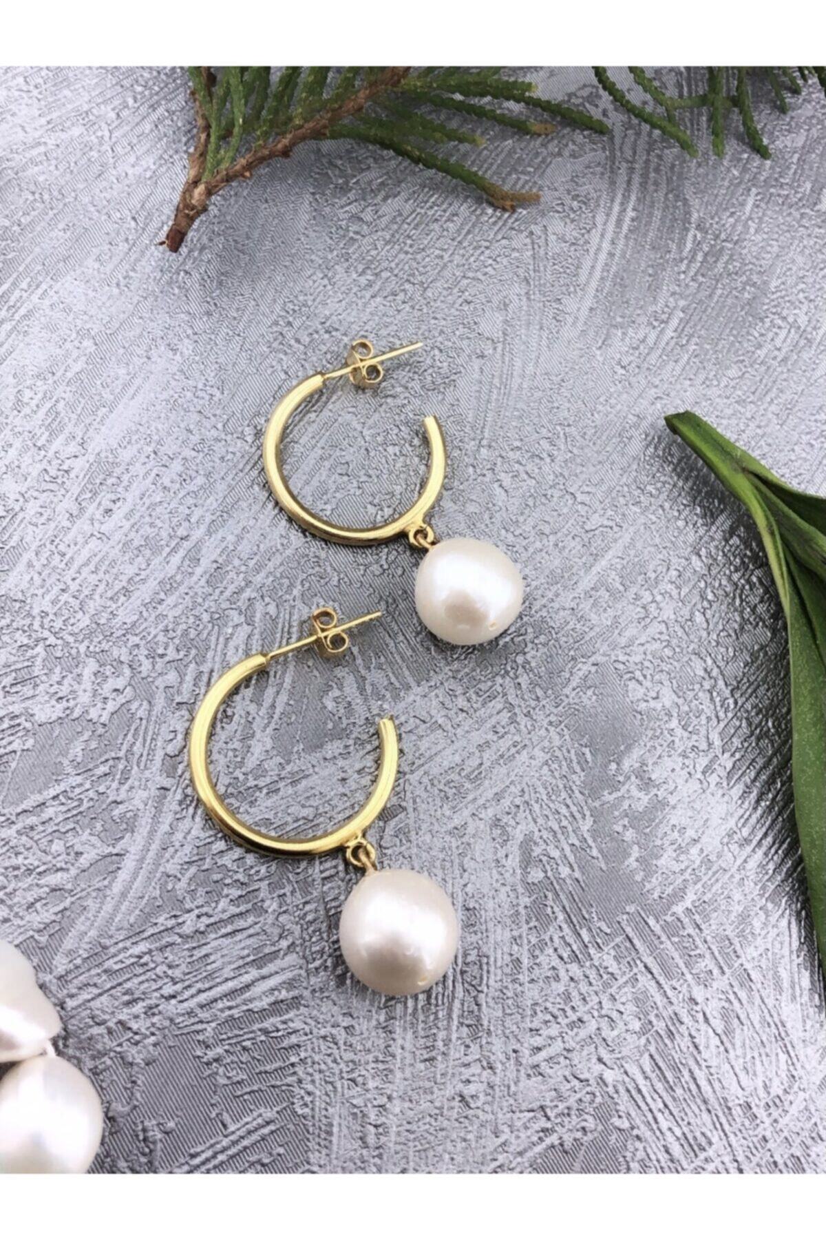 Joel Jewelry El Yapımı Inci Taşlı Altın Kaplama Yarım Halka Gümüş Küpe