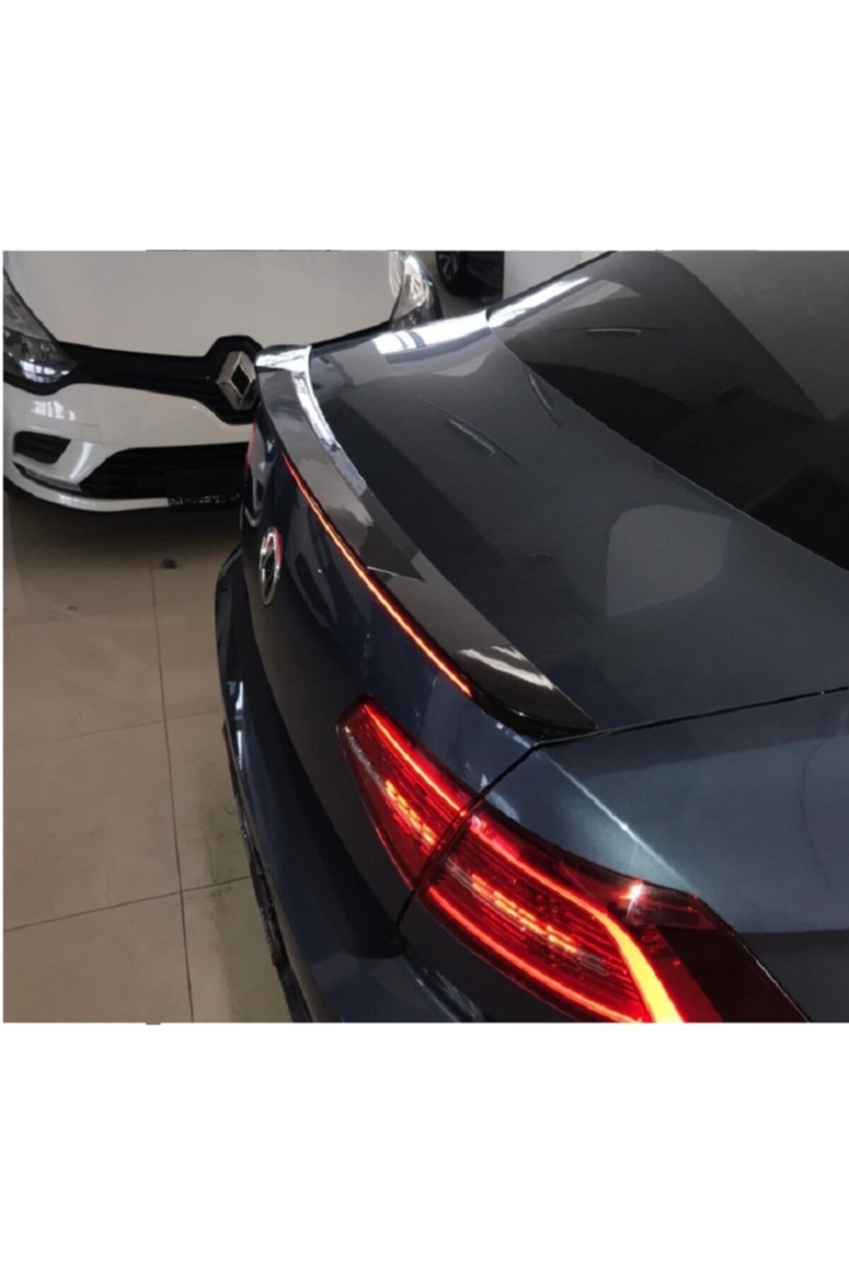 Volkswagen Passat B8 Animasyonlu Led Spoiler-piano Black