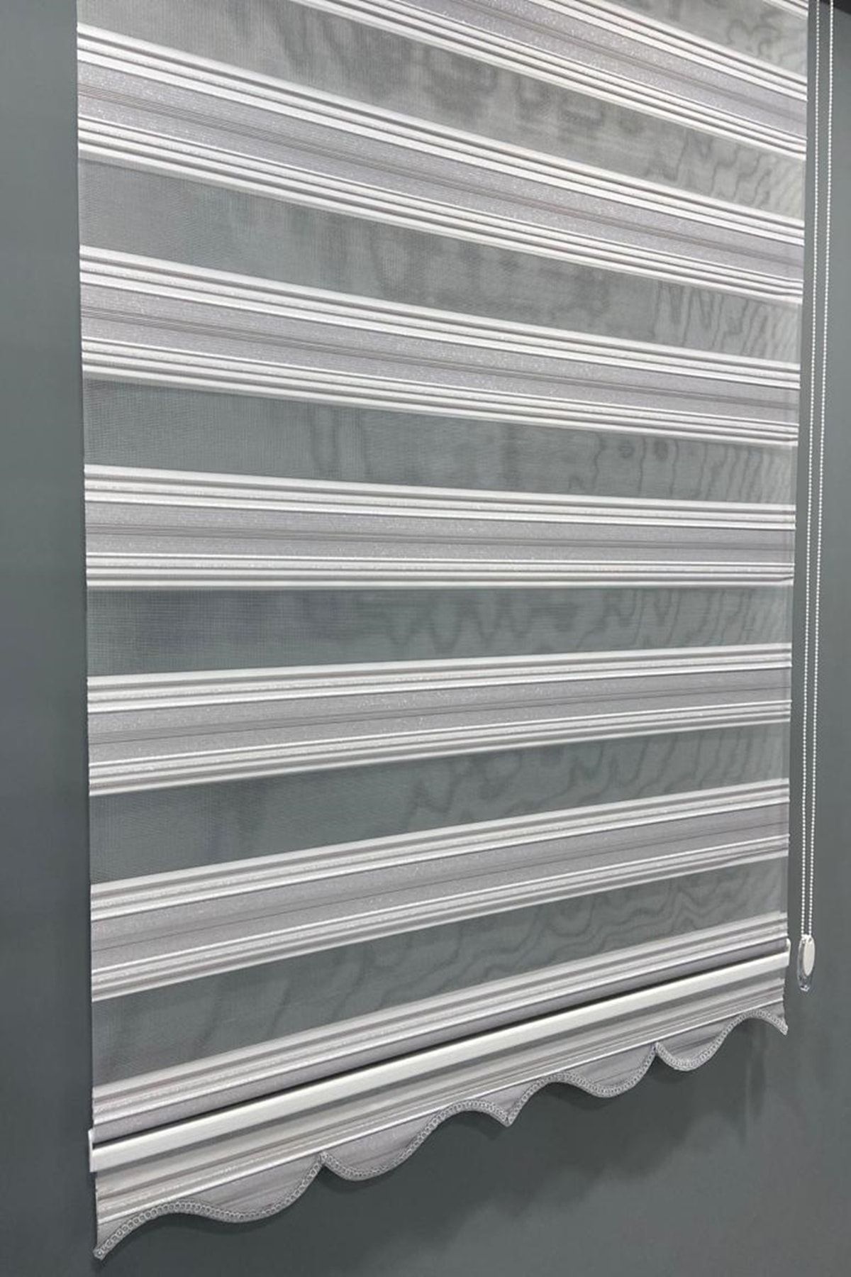 VOLPER MEKANİK Stor Zebra Perde Ekru Gri Simli Etek Dilimli