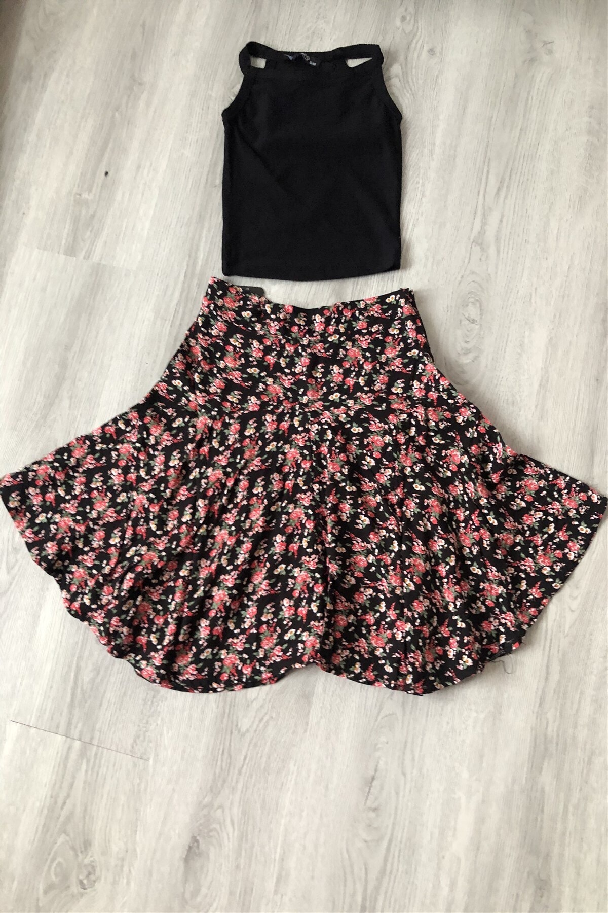 Liya shopping Şort Etek Tshirt Takım