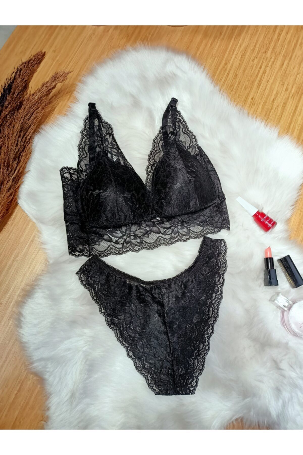 BEGONYA Bralet Sütyen Takım + Çorap Hediyeli