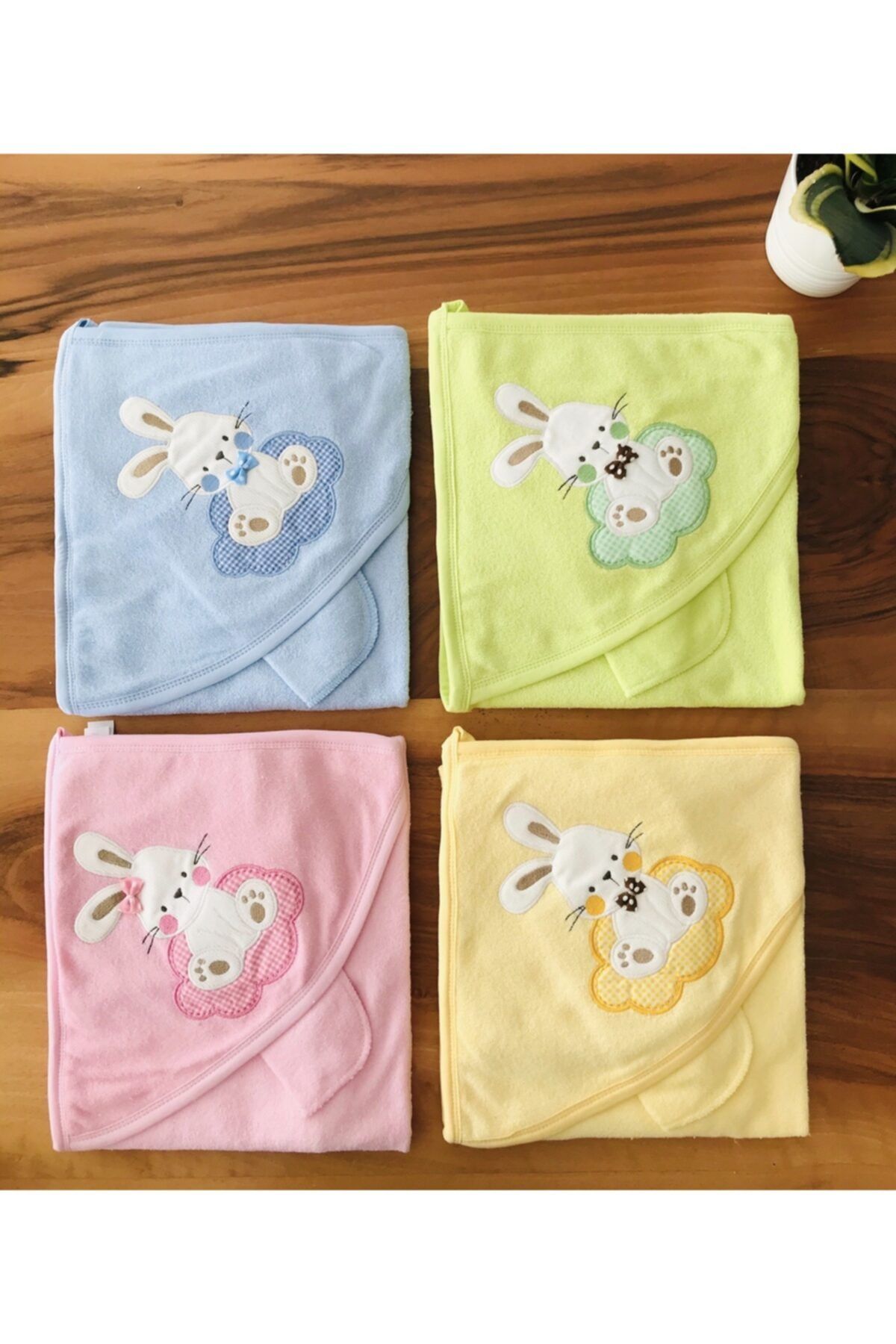 Babyline Aş Yeşil Tavşan Nakışlı Bebek Havlu