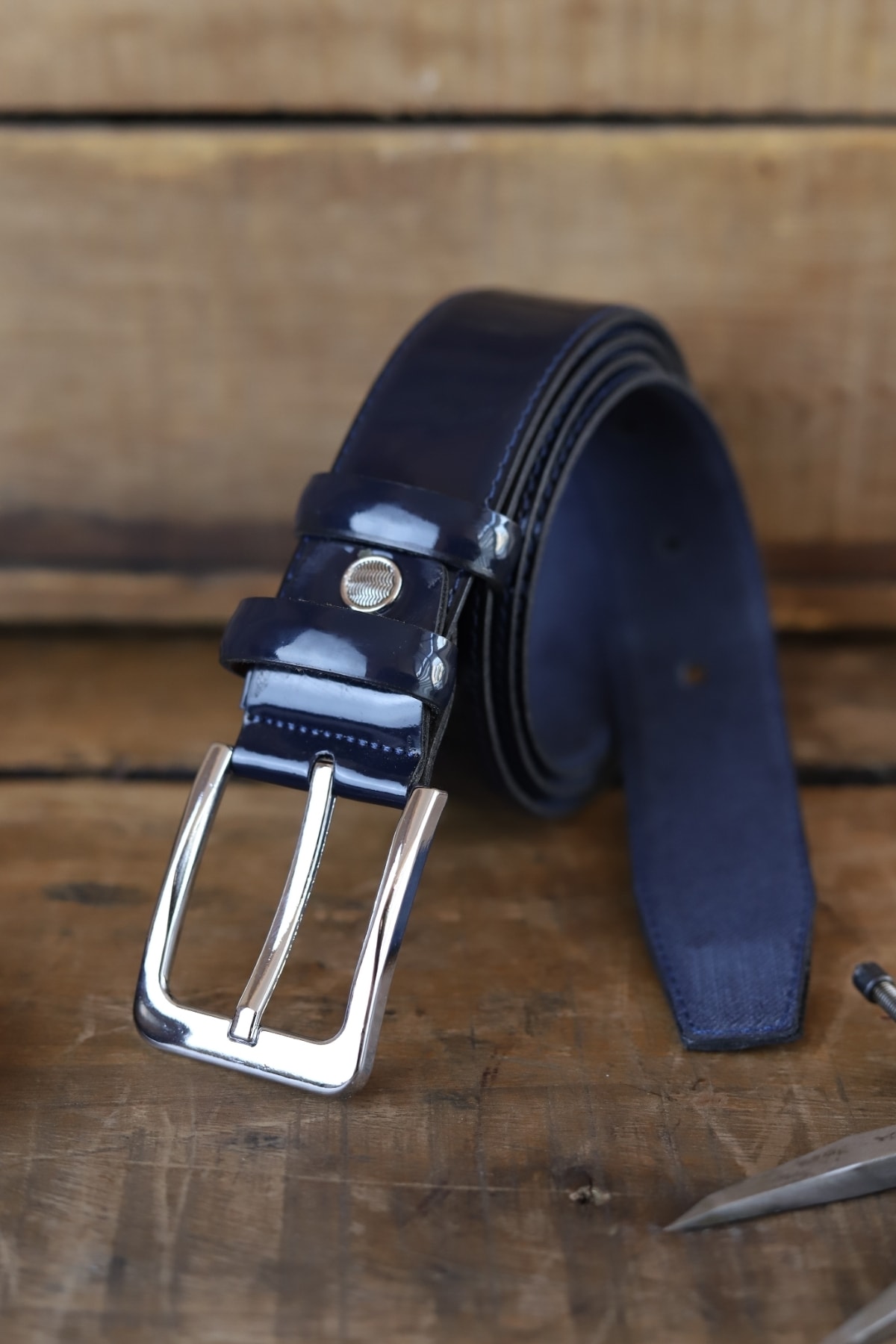 New Coast Leather 1900's Erkek Lacivert Parlak Rugan Deri Kemer