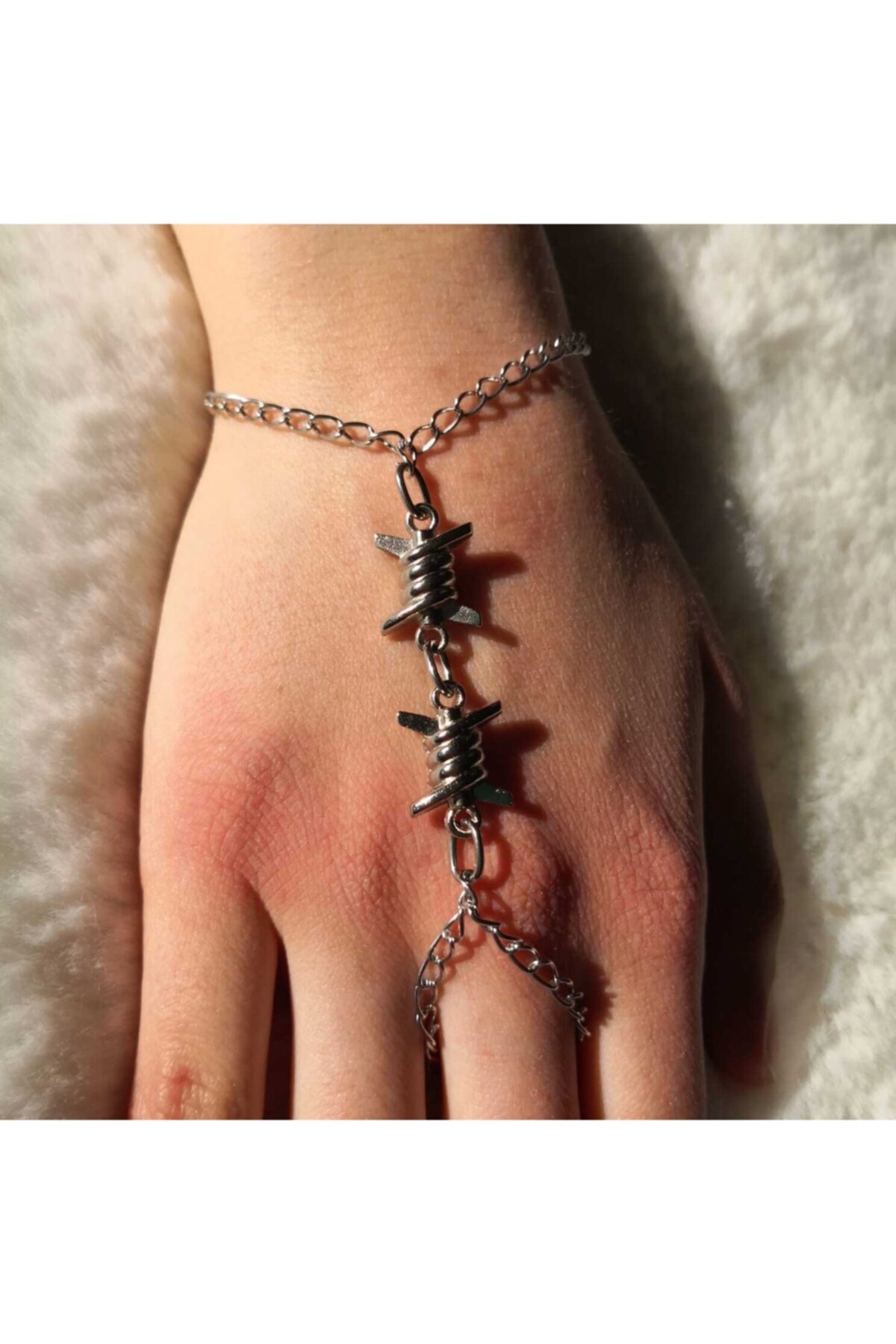 Fugusugu Gotic Barb Wired Gümüş Renk Şahmeran