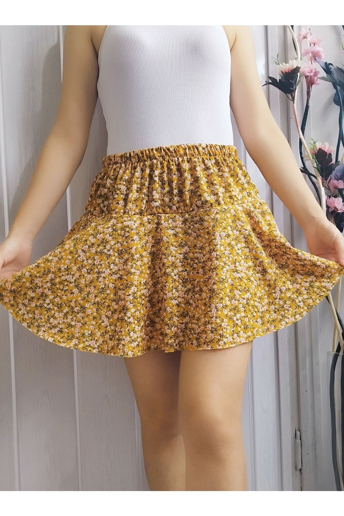 Asymmetrical mini shop skirt pattern