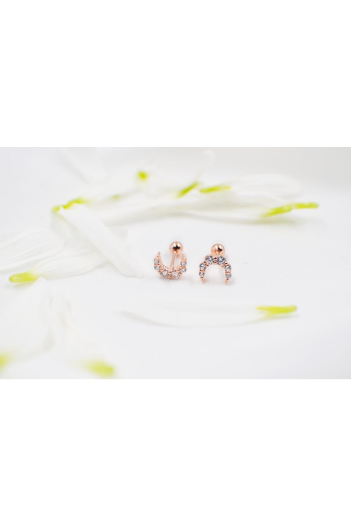 Minimalist Hilal Tragus Piercing Küpe Minimal