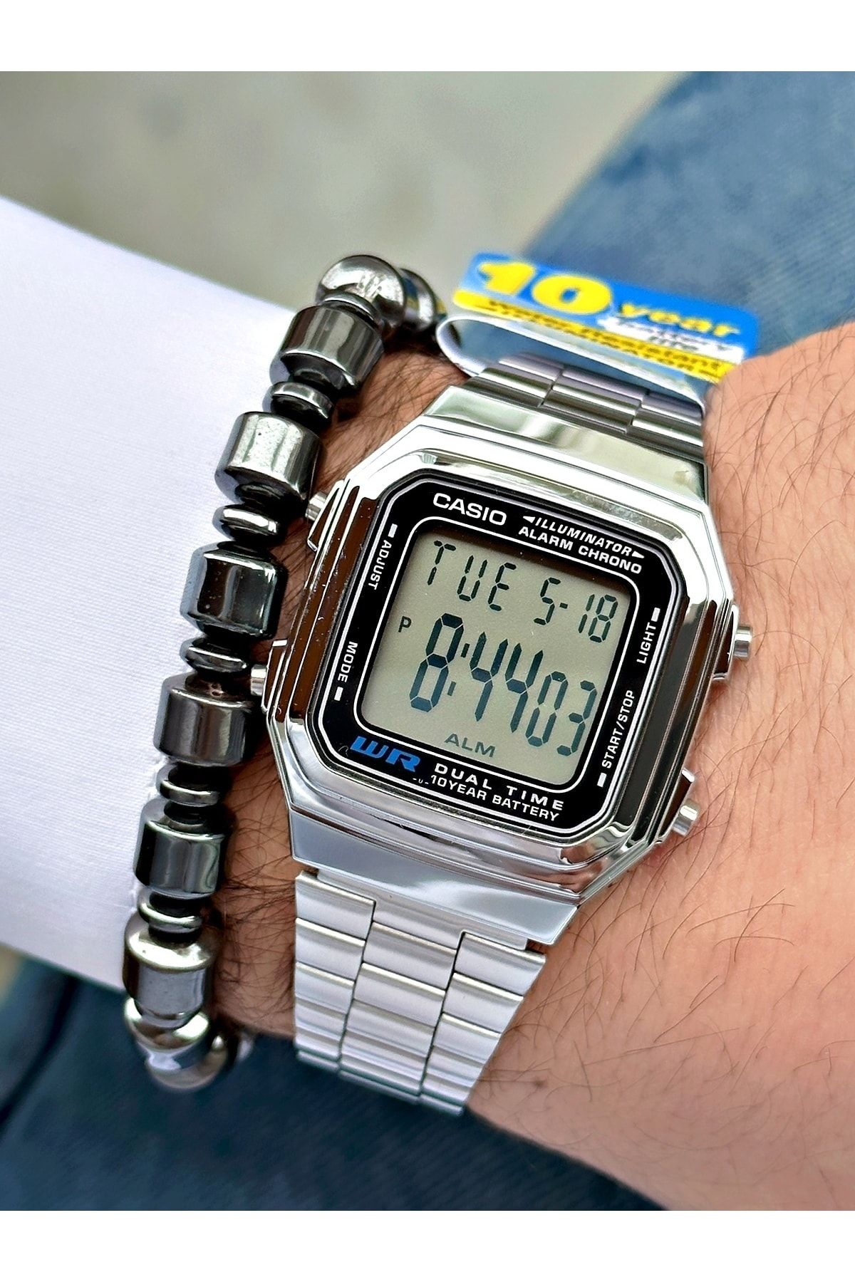 Casio Square Digital Original Classic Men s Wristwatch Bracelet