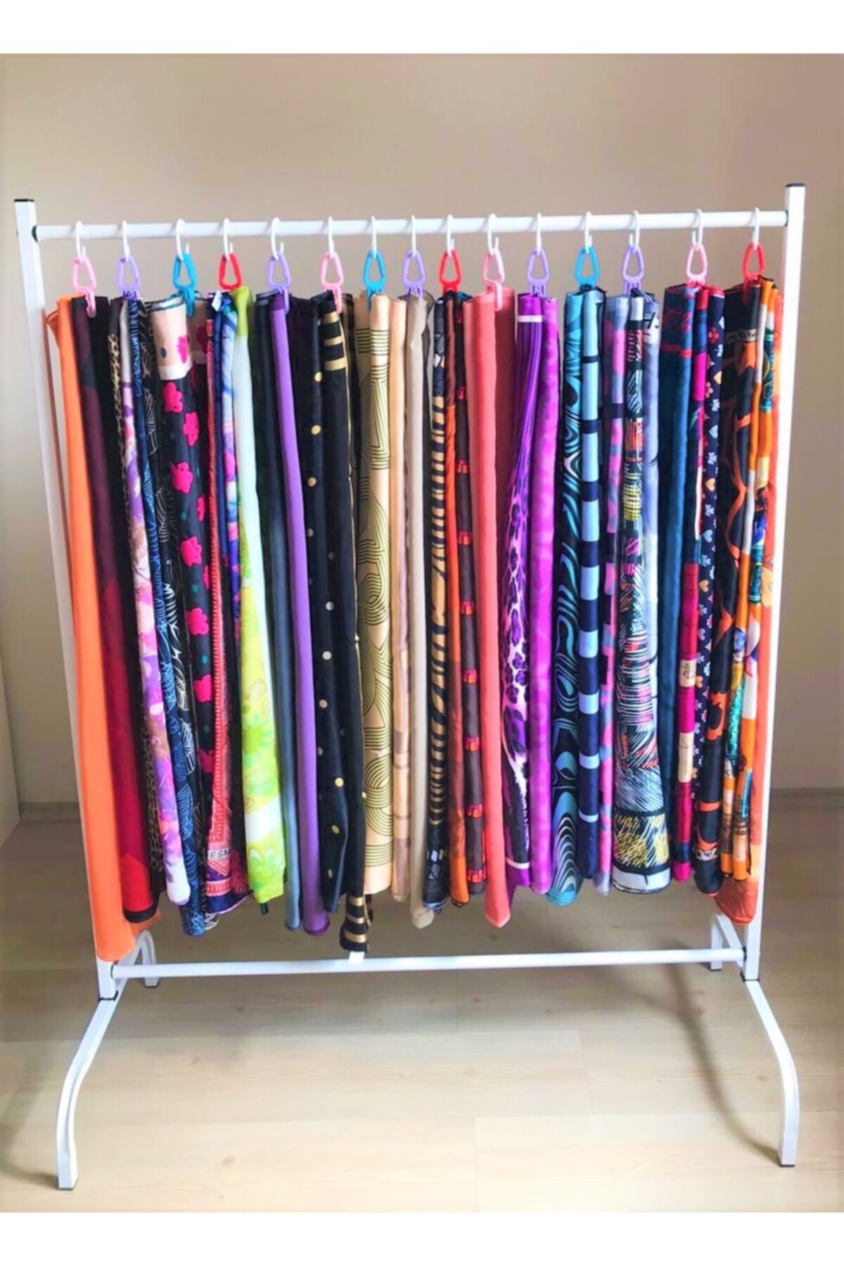 G&G Yeni Eşarp Askısı