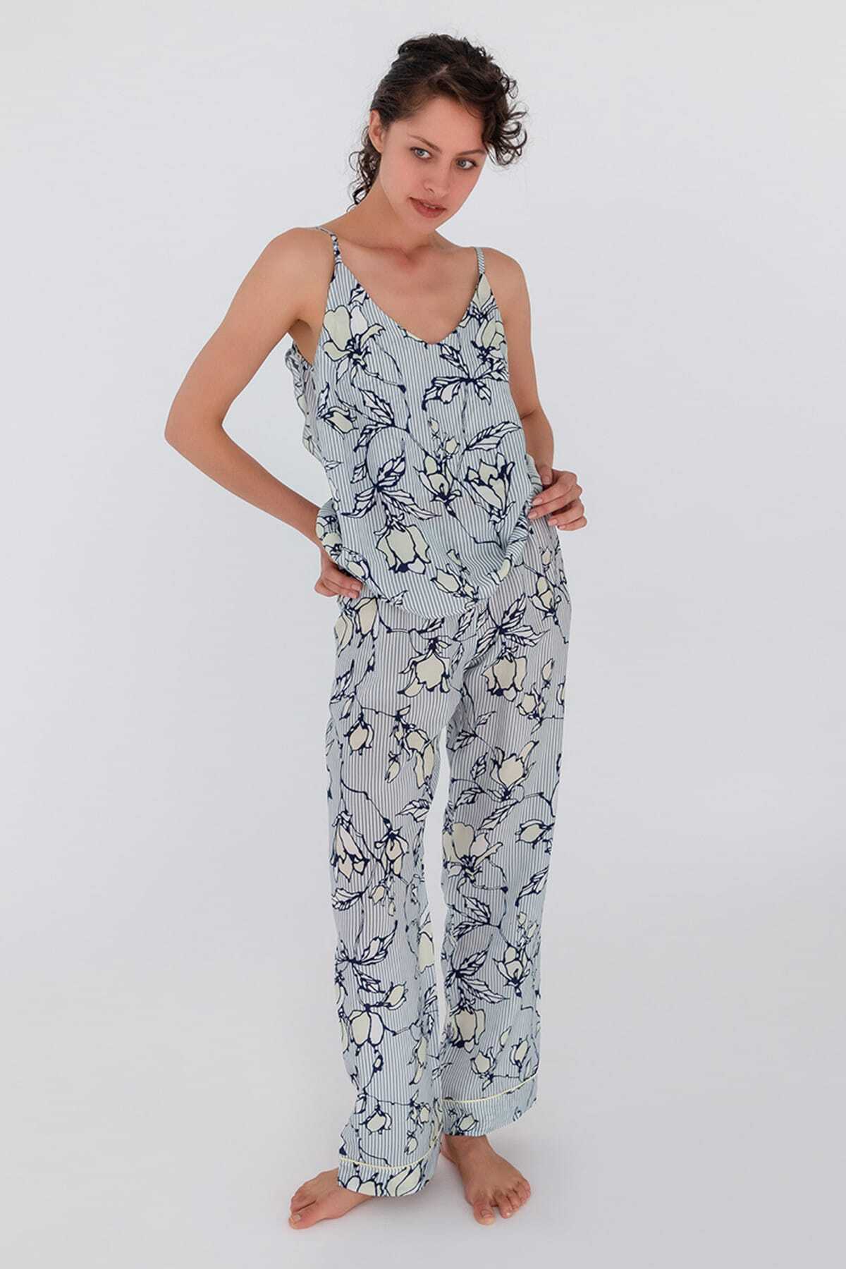Hays Kadın Lacivert Çiçek Desenli Paçası Bol Cupro Uzun Pijama Altı