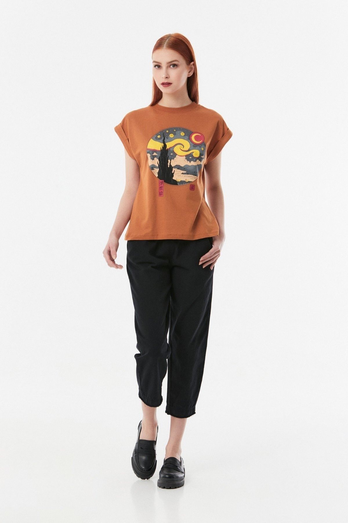 T shirt roi best sale lion femme bershka