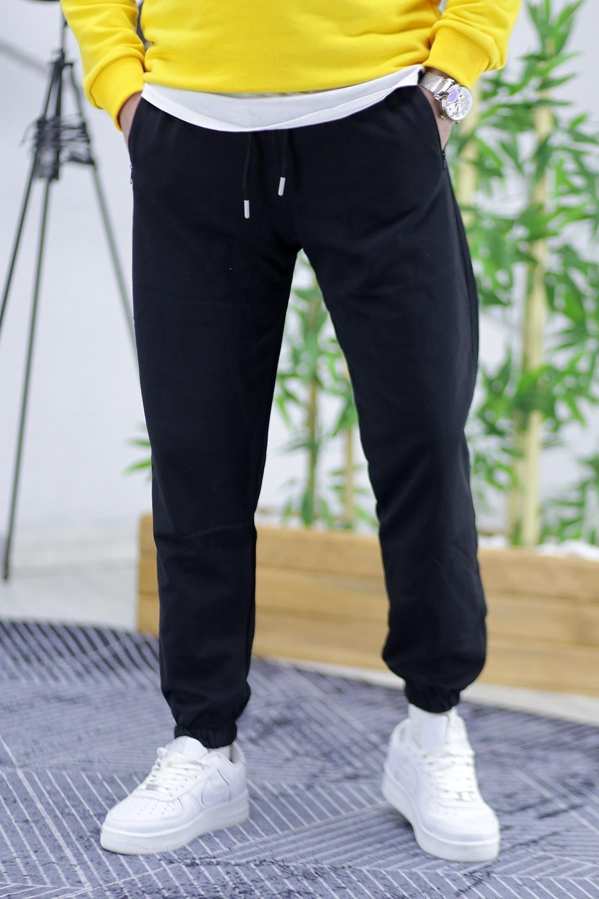 Thin mens sweatpants clearance