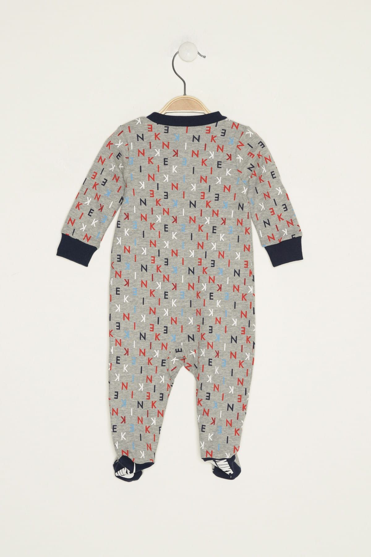 nike gri unisex bebek tulum aop footed coverall fiyati yorumlari trendyol