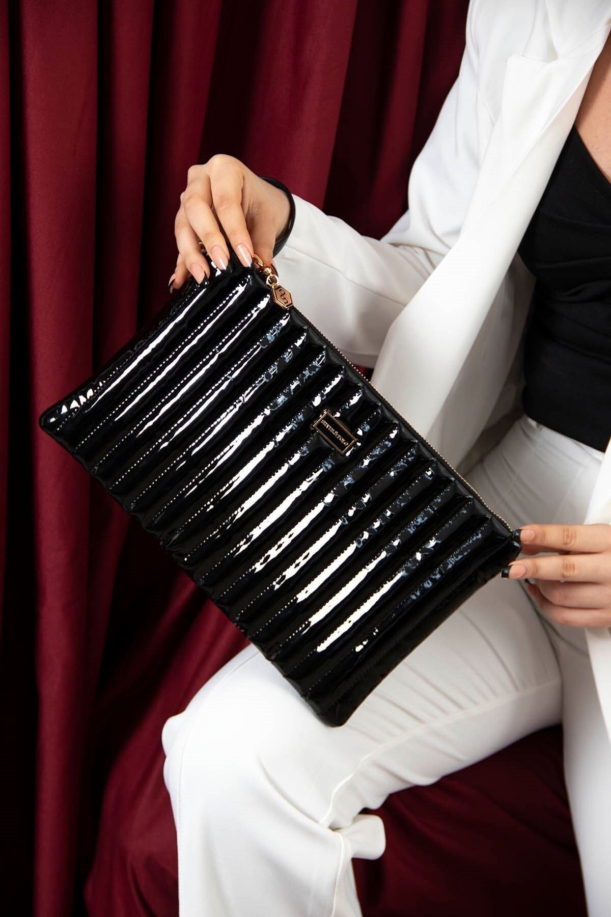 Women's portfolio sale clutch