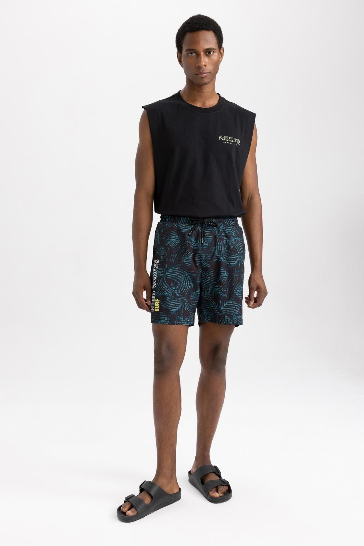 Flexible sale board shorts