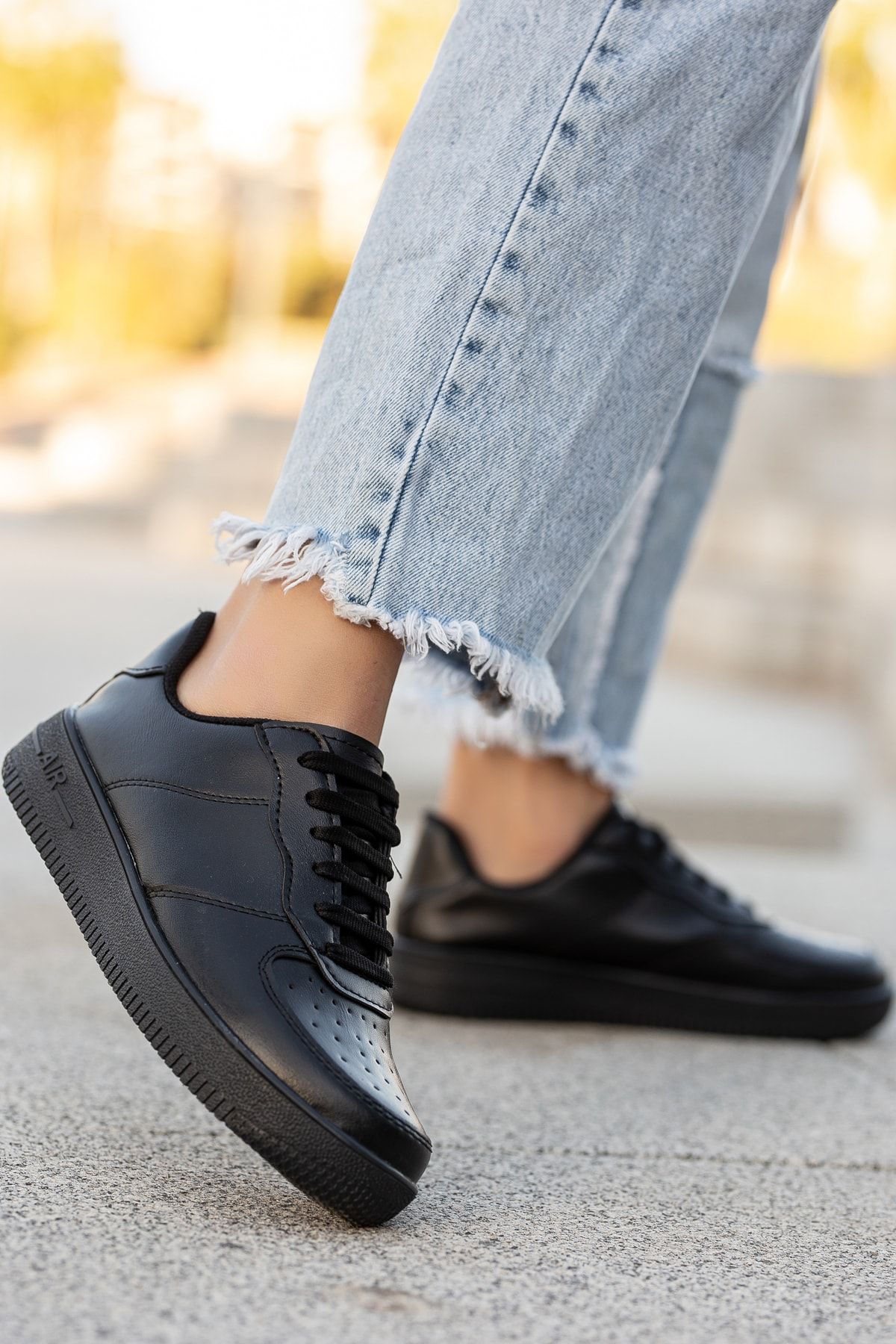 Womens tennis shoes clearance with thick soles