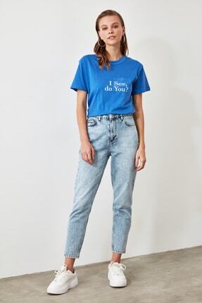 TRENDYOLMİLLA Saks Baskılı Semi-Fitted &Ouml;rme T-Shirt TWOAW21TS0089