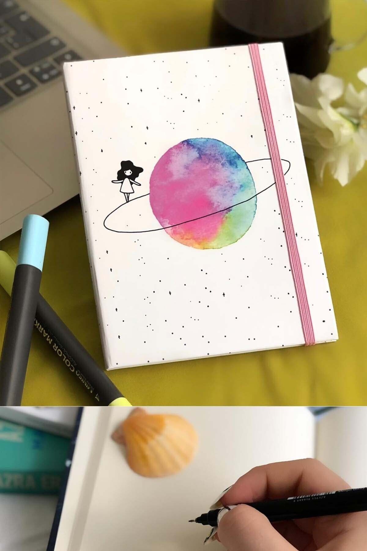Patladı Gitti Satürnlü Kız Tasarımlı Lastikli Defter