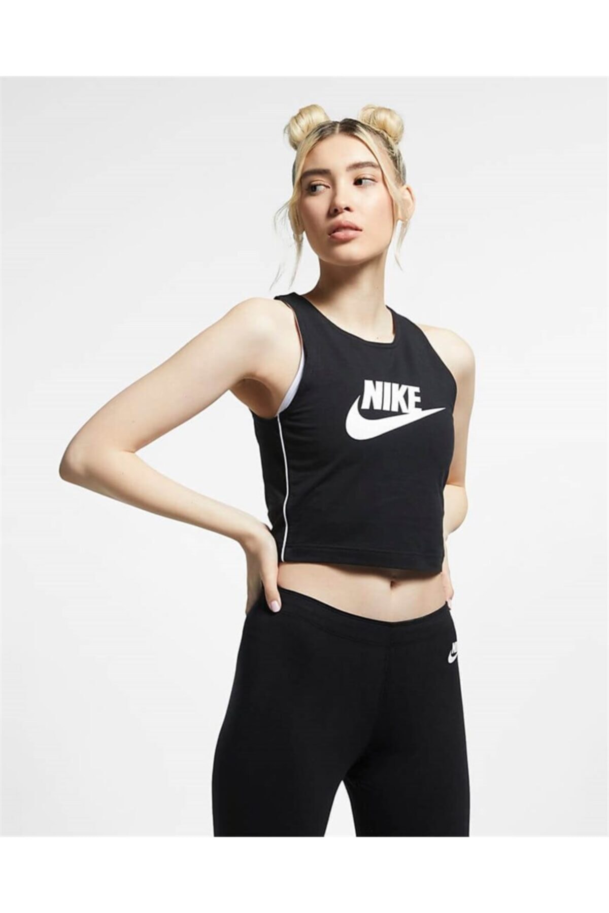 Nike Ar2327-010 W Nsw Hrtg Tank
