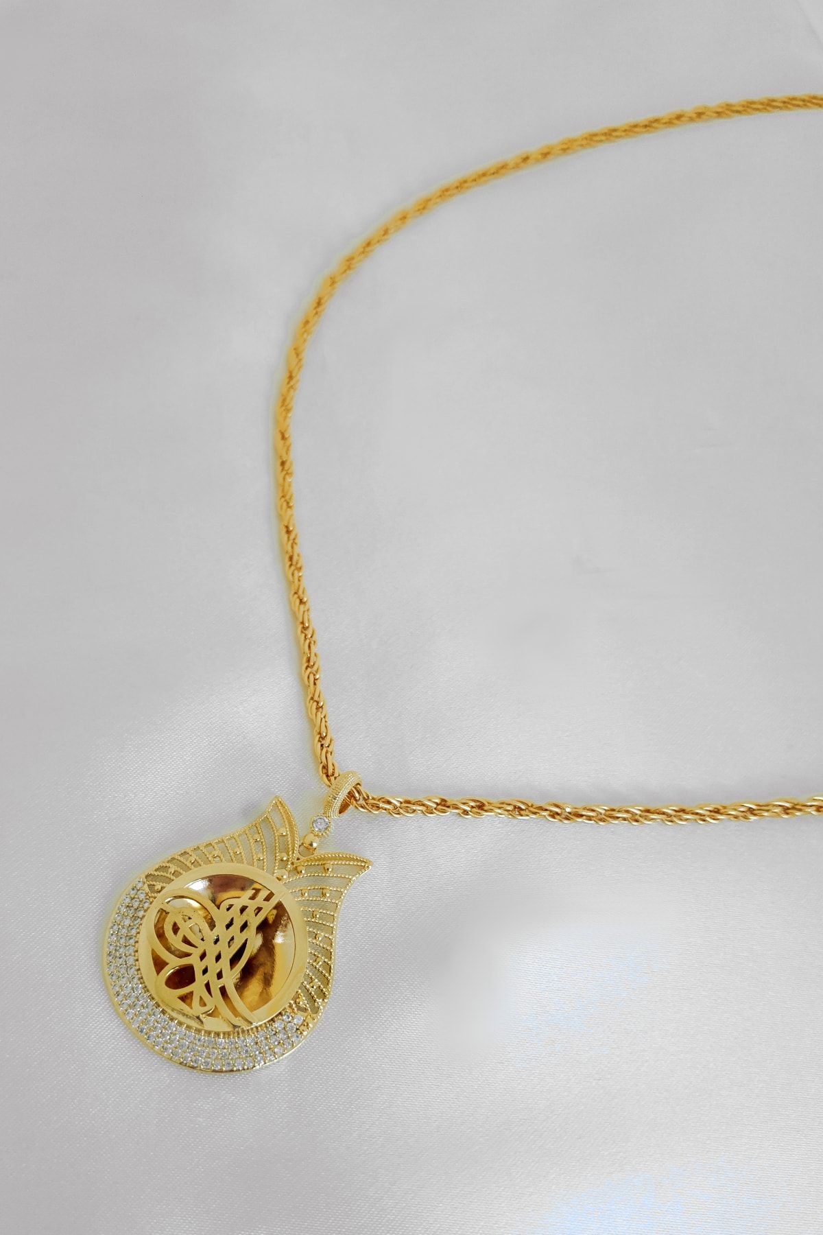 bijoux gold 22 ayar altin kaplama osmanli tugrali zirkon tasli lale kolye fiyati yorumlari trendyol