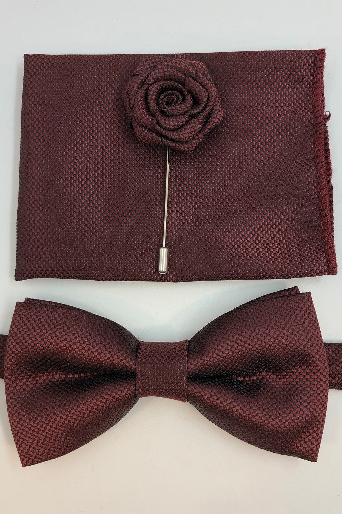 Quesste Accessory Bordo Armür Desenli Papyon Mendil Yaka Iğneli 3'lü Takım Set