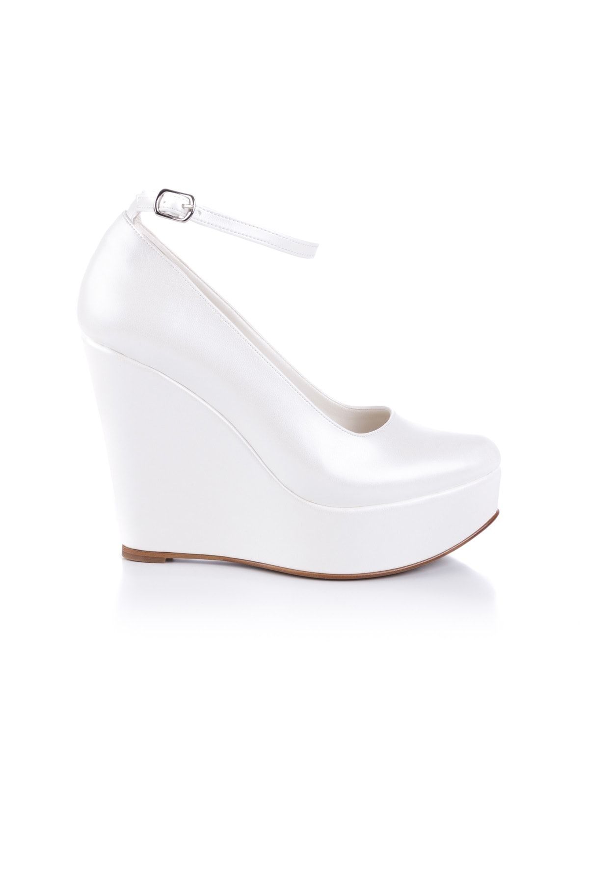 Mello Shoes Kadın Beyaz Dolgu Topuk Bağcıklı Gelin Ayakkabısı