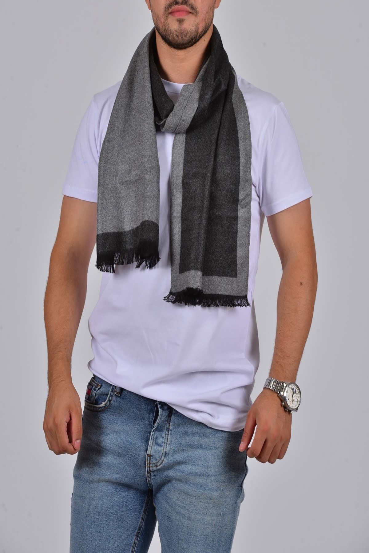 Gezgin tekstil ve aksesuar Erkek Gri Püsküllü Atkı