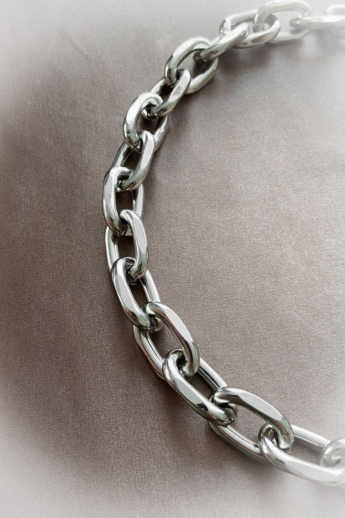 Thick sales chain men