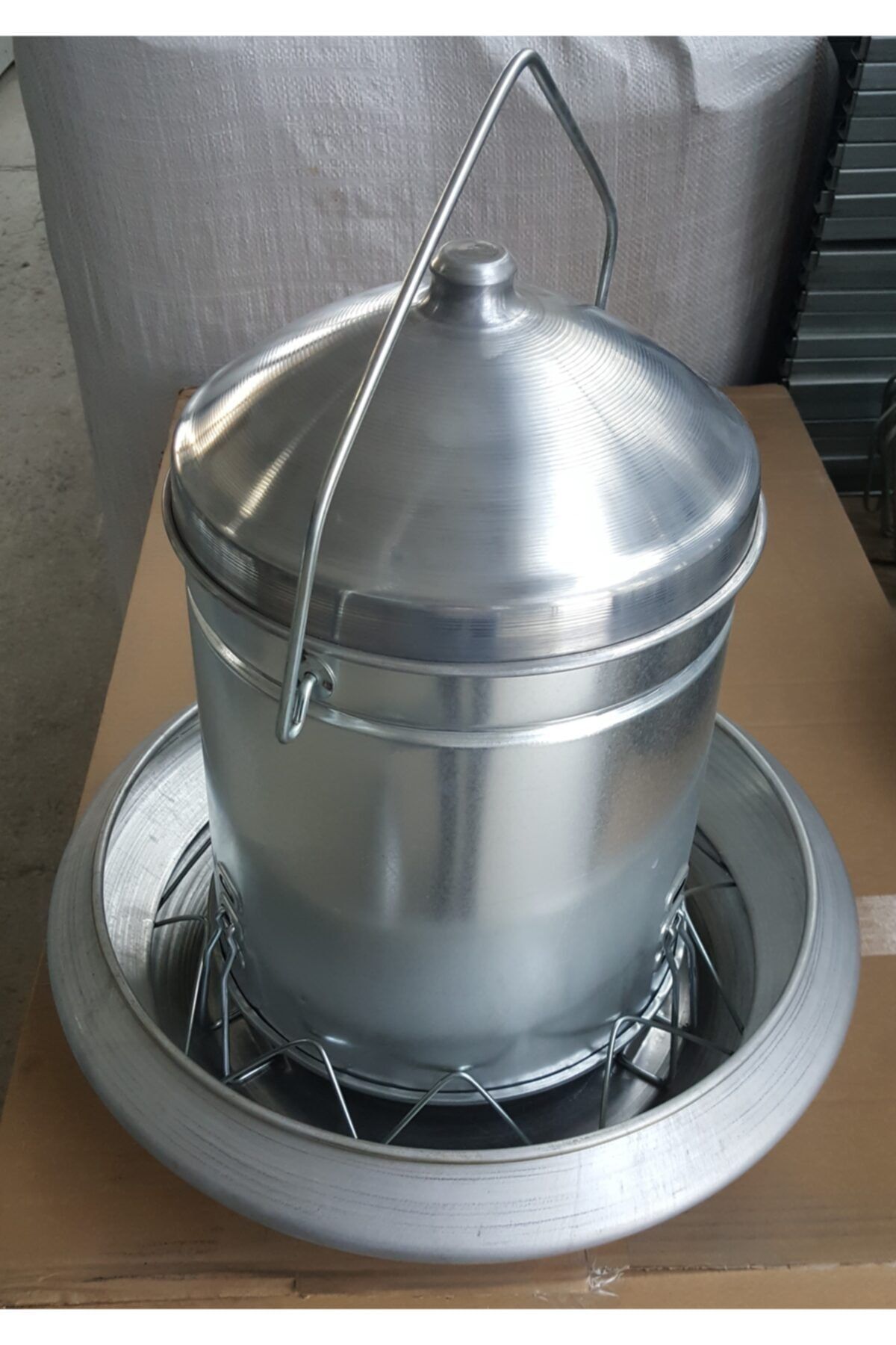 İdeal Tasarım Yayınları Asma Küçük Broiler Yemlik Civciv-tavuk-kümes Hayvanları 12 Kg