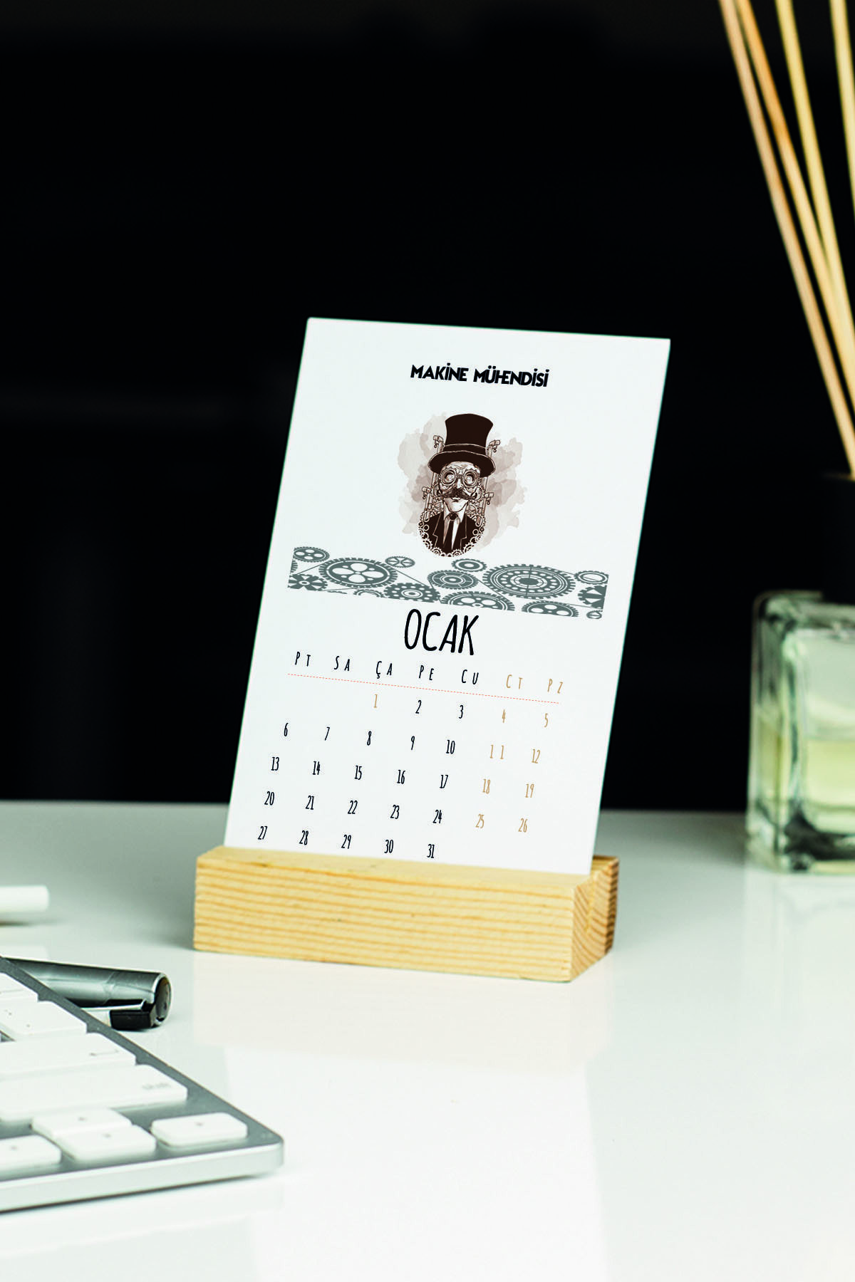 Hediyelen 2022 Makine Mühendisi Masa Takvimi