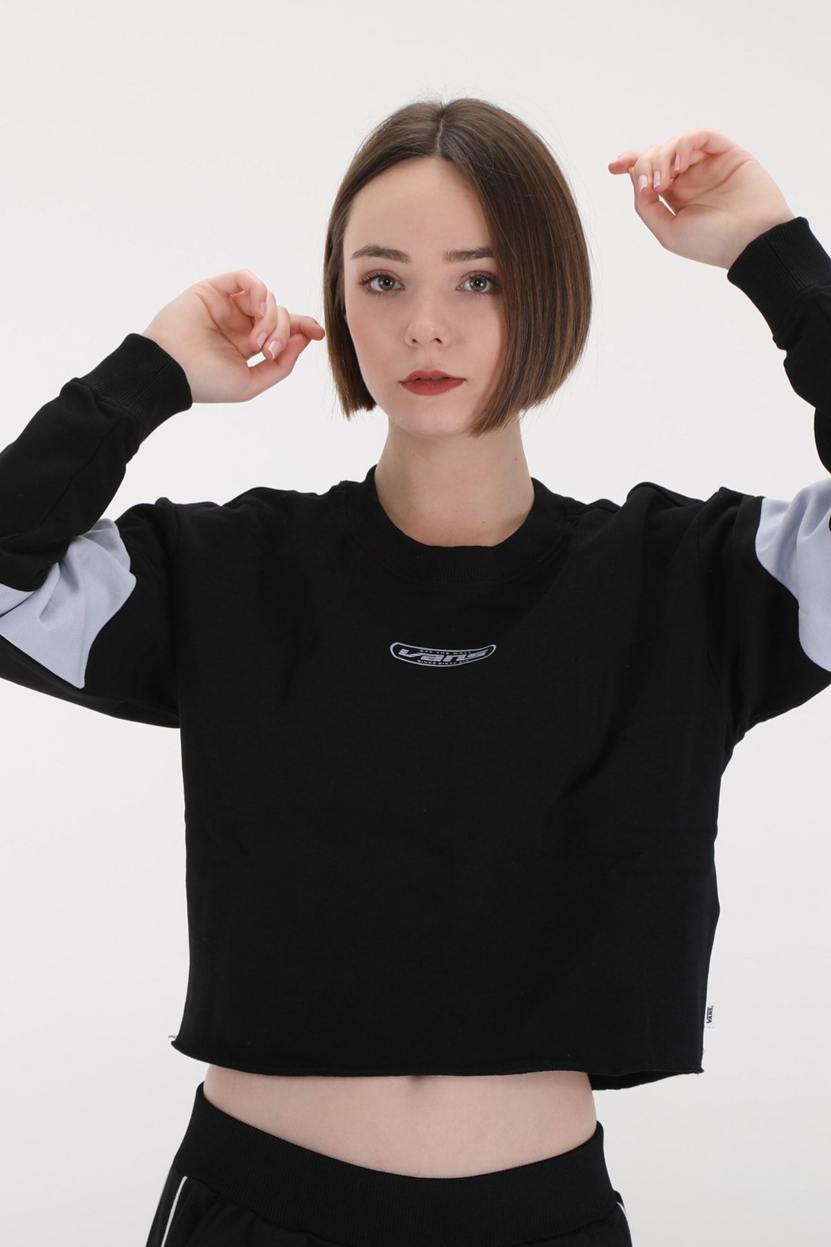 Vans BLADEZ CROP CREW Siyah Kadın Sweatshirt 100583320