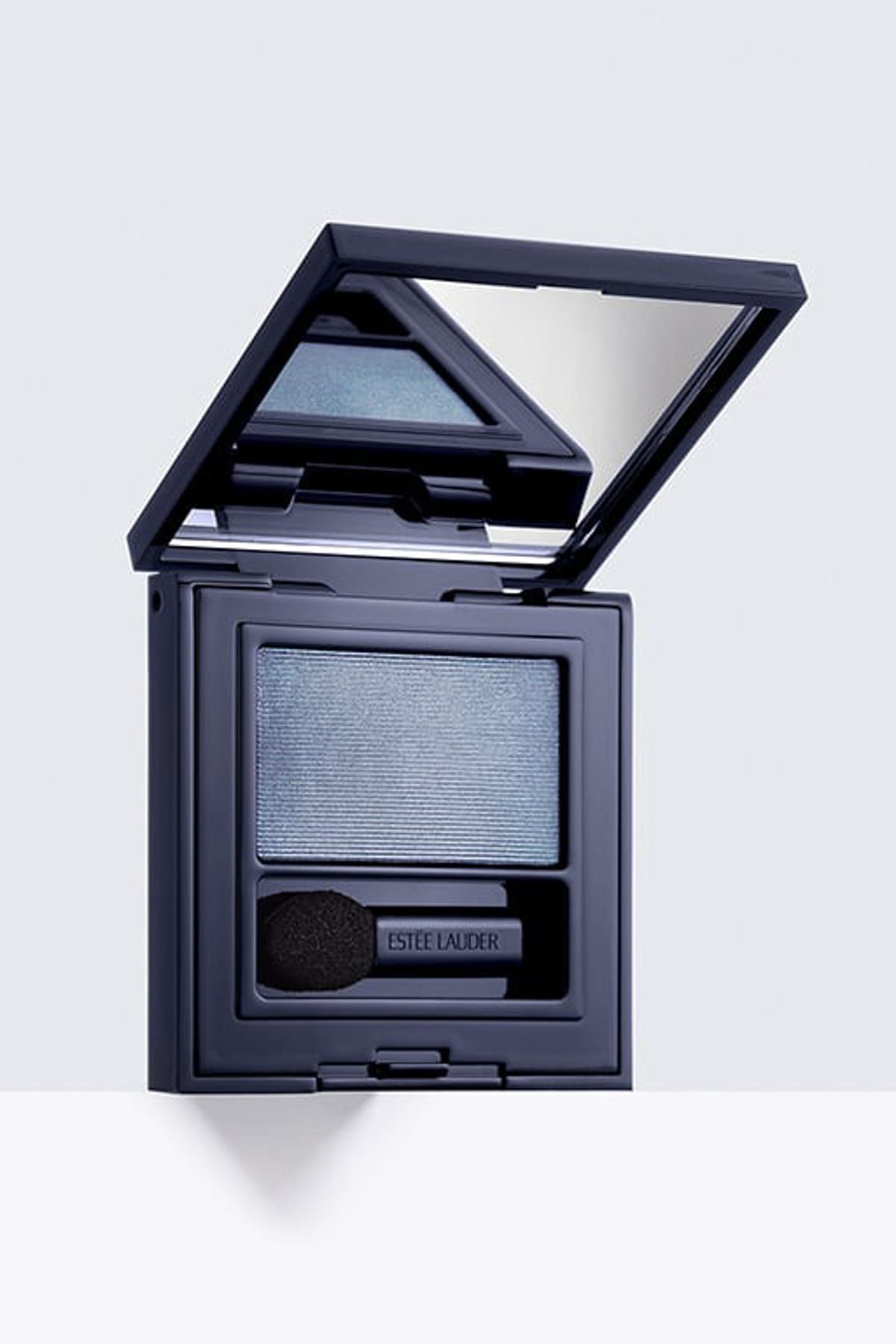 Estee Lauder Göz Farı - Pure Color Envy Defining Eye Shadow Indigo Ego 1.8 g 887167164505