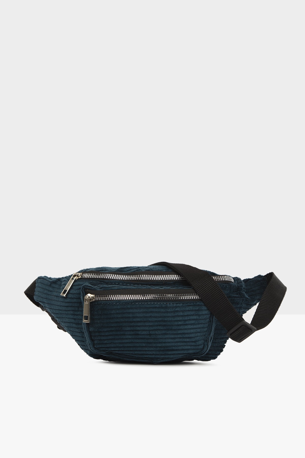 Bagmori Yeşil Kadın Kadife Cepli Bel Çantası M000002182