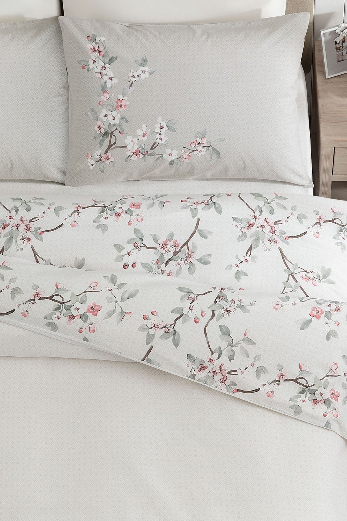 madame coco calantha cift kisilik baskili ranforce nevresim takimi 200x220 2x 50x70 240x260 cm fiyati yorumlari trendyol