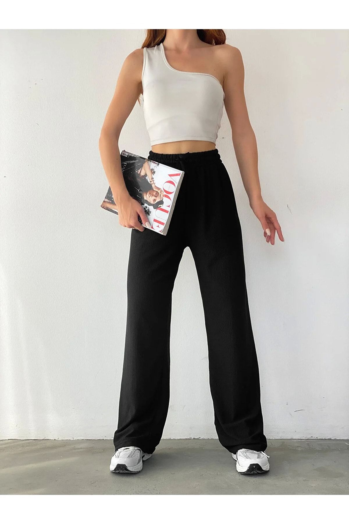 Black Stretch Seersucker Cropped Pants