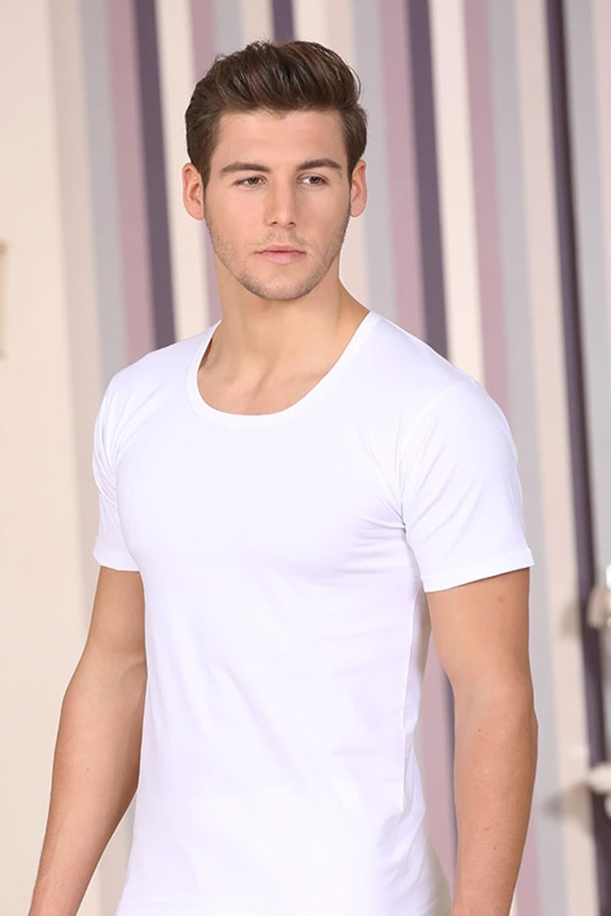 Berrak Erkek Beyaz Açık Yaka Fanila