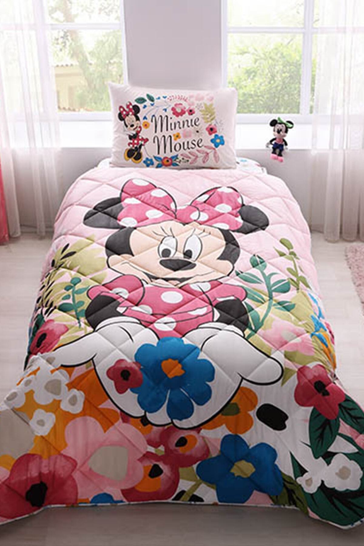 Taç Tek Kişilik Lisanslı Yorgan Seti Disney Minnie