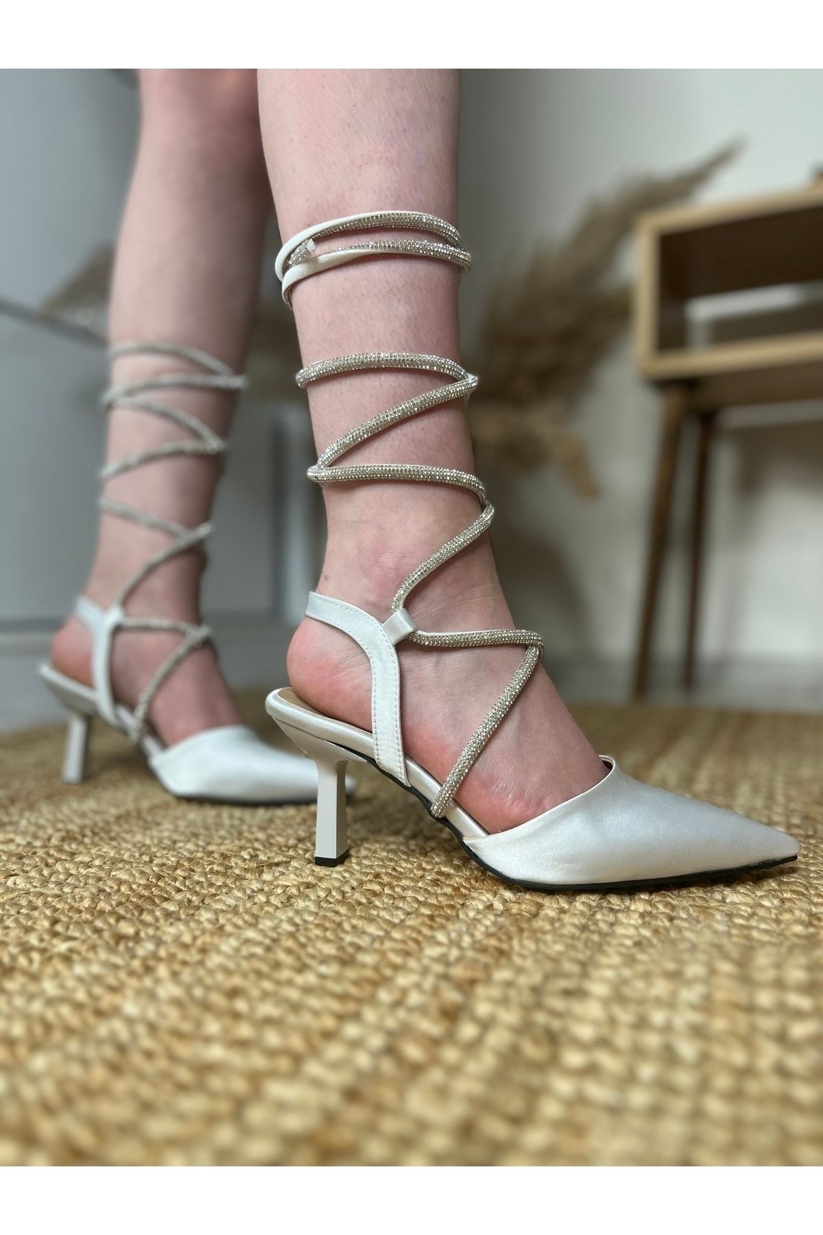 Silver thin new arrivals heels